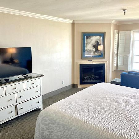 Sand Pebbles Inn Cambria Exterior photo