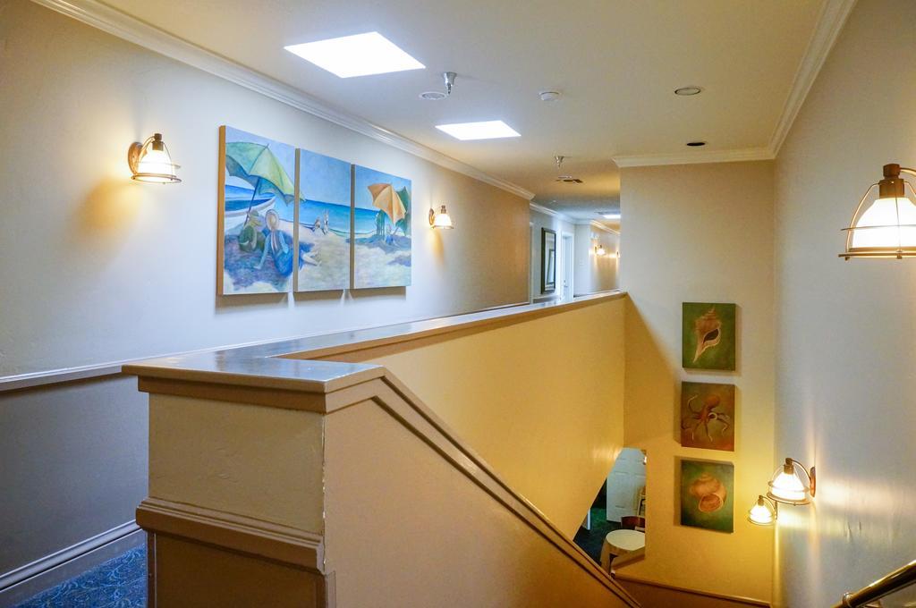 Sand Pebbles Inn Cambria Exterior photo